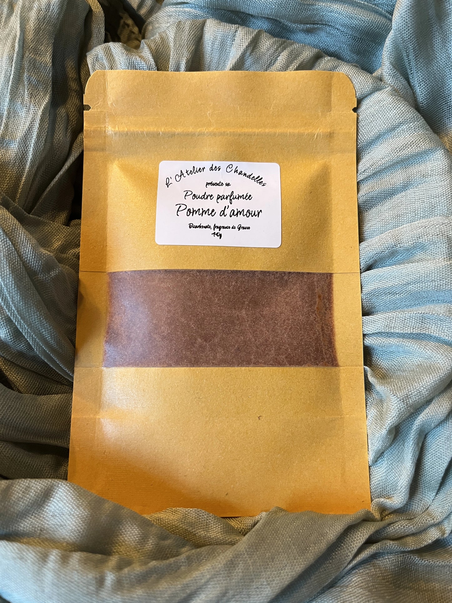 Poudre parfumée pomme d'amour